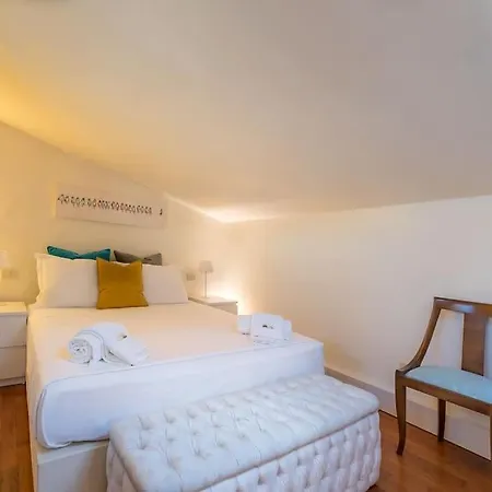 Apartment Luxury In Adimari's Tower With Terrace