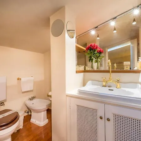 Luxury In Adimari's Tower With Terrace * Florence